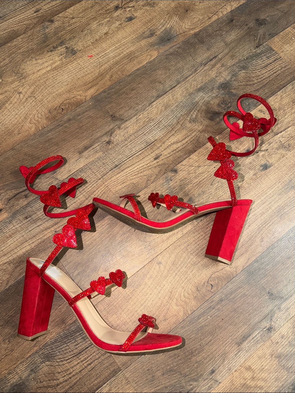 Red Heart-Strap Block Heel Sandals - Women